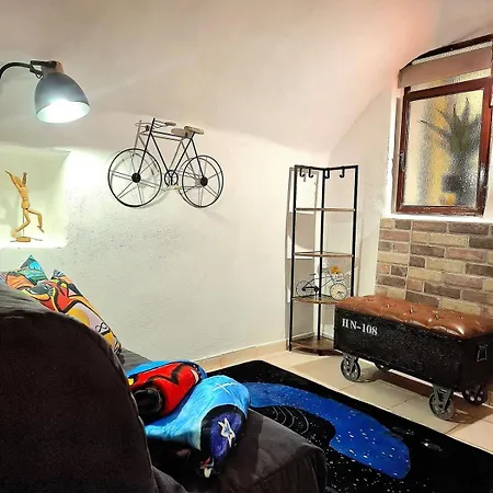 Apartamento Small, Rustic, *