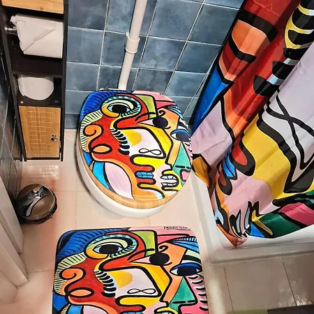 Appartement Small, Rustic, San Remo