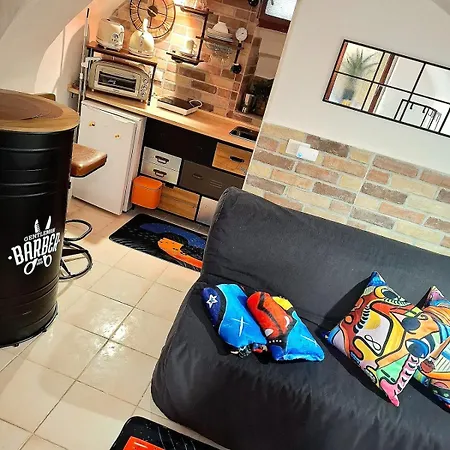 Small, Rustic, Apartment